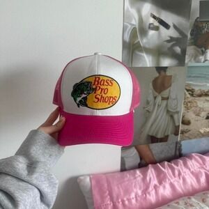hot pink bass pro trucker hat